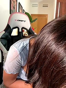 Adriennesexxx online show from November 29, 10:57 pm