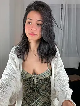 Snapshot of Adriennesexxx chatting on May 1, 10:20 am Adriennesexxx online show from May 1, 10:20 am