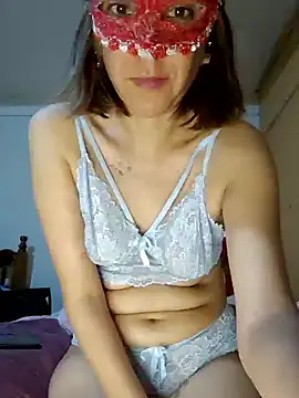 Lunababymylove online show from December 30, 3:36 am