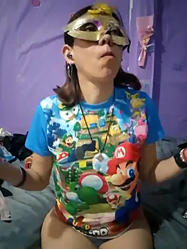 Lunababymylove online show from November 12, 4:02 am