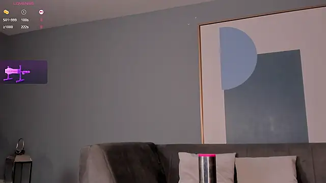 Snapshot of DolcieElliot chatting on January 2, 3:19 pm DolcieElliot online show from January 2, 3:19 pm