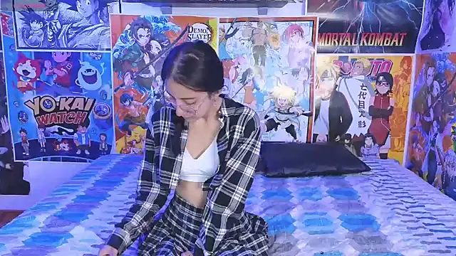 Snapshot of ling_ling24 chatting on December 11, 5:59 pm ling ling24 online show from December 11, 5:59 pm