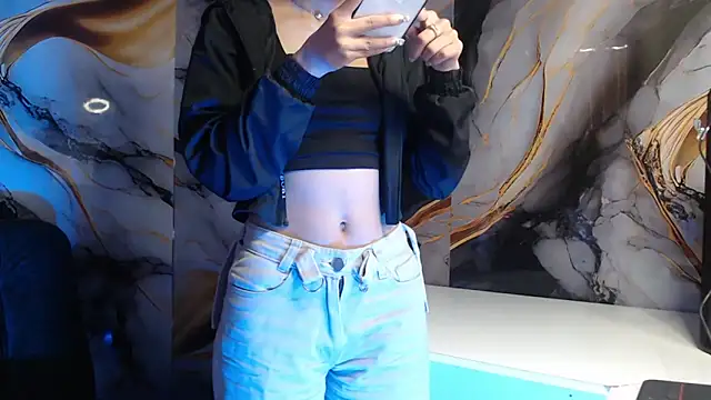 Snapshot of ling_ling24 chatting on October 4, 12:03 pm ling ling24 online show from October 4, 12:03 pm