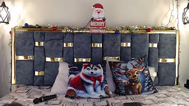 Snapshot of ling_ling24 chatting on December 4, 12:36 pm ling ling24 online show from December 4, 12:36 pm