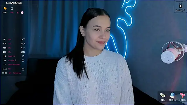 Snapshot of _Sweetie_ chatting on December 4, 7:17 am Sweetie online show from December 4, 7:17 am