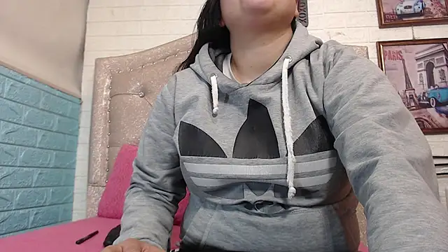 KataleyaStiward online show from September 17, 1:02 pm