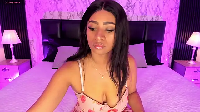 SpicyAmelia online show from November 25, 12:38 pm