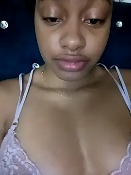 Snapshot of StormiHills chatting on March 2, 4:03 am StormiHills online show from March 2, 4:03 am