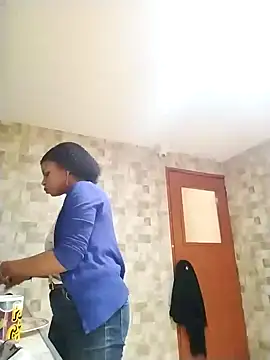 Snapshot of Lizeth_rey1 chatting on December 29, 4:19 pm Lizeth rey1 online show from December 29, 4:19 pm