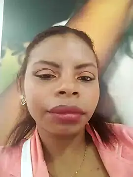 Snapshot of Lizeth_rey1 chatting on January 10, 9:42 pm Lizeth rey1 online show from January 10, 9:42 pm