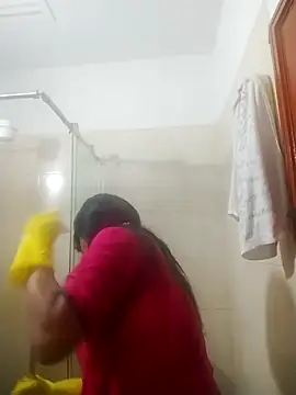 Snapshot of Lizeth_rey1 chatting on March 3, 6:44 pm Lizeth rey1 online show from March 3, 6:44 pm