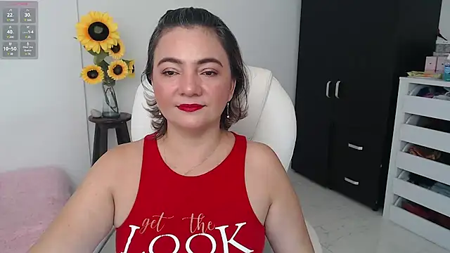 Ghada milf online show from December 19, 1:07 pm