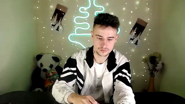 Mike severi2 online show from December 15, 5:23 am