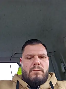 Snapshot of Rocky_ktm31 chatting on December 15, 12:31 pm Rocky ktm31 online show from December 15, 12:31 pm