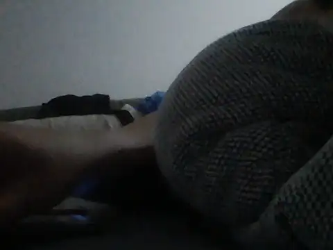 Snapshot of lickthehottie chatting on June 23, 9:24 pm lickthehottie online show from June 23, 9:24 pm