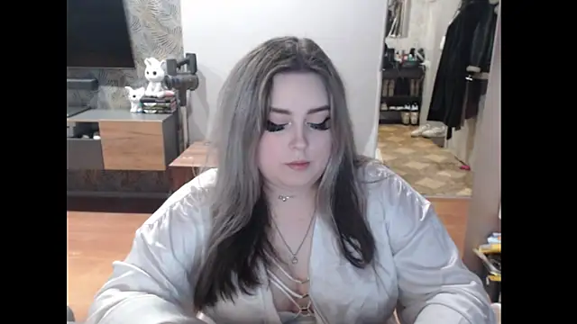 Snapshot of TiffaniYW chatting on March 15, 8:21 pm TiffaniYW online show from March 15, 8:21 pm