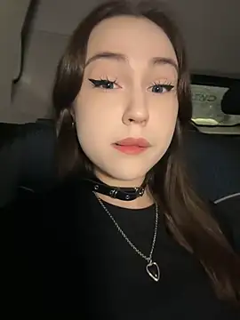 Snapshot of Peachy_Dream chatting on January 8, 9:23 pm Peachy Dream online show from January 8, 9:23 pm