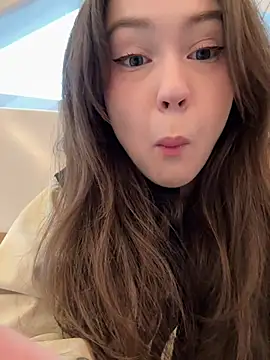 Peachy Dream online show from April 22, 4:19 pm