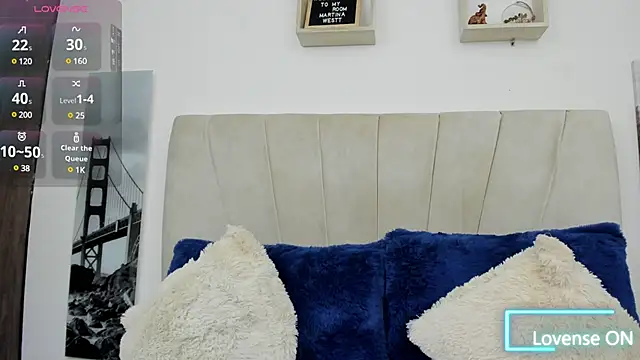 Snapshot of MartinaWestt chatting on February 24, 7:30 pm MartinaWestt online show from February 24, 7:30 pm