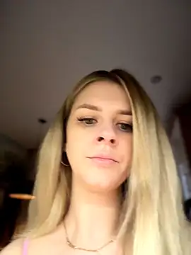 Love Bri online show from April 15, 12:12 pm