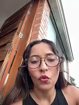 Penelope-Hot online show from April 3, 9:13 pm