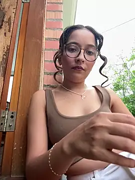 Penelope-Hot online show from April 21, 9:06 pm