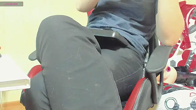 Snapshot of Queen_Sport chatting on February 2, 5:42 am Queen Sport online show from February 2, 5:42 am