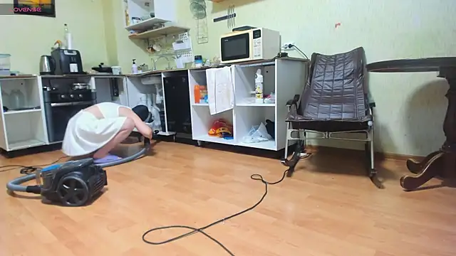 Snapshot of Queen_Sport chatting on March 1, 1:07 pm Queen Sport online show from March 1, 1:07 pm