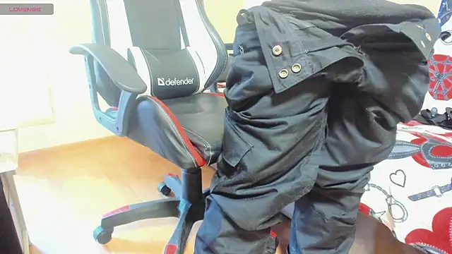 Snapshot of Queen_Sport chatting on March 11, 7:48 am Queen Sport online show from March 11, 7:48 am