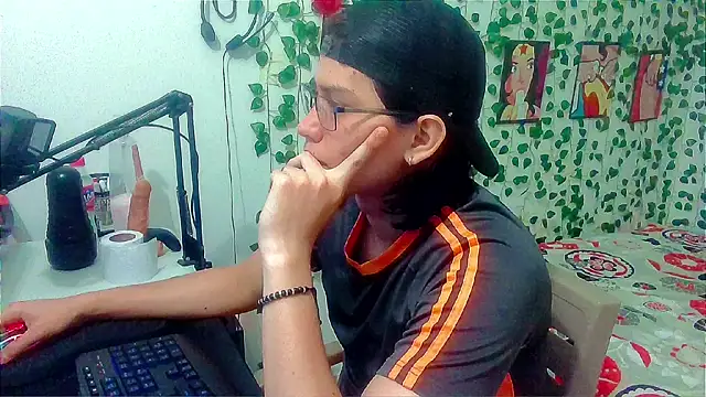 Andy gray online show from June 26, 12:42 pm