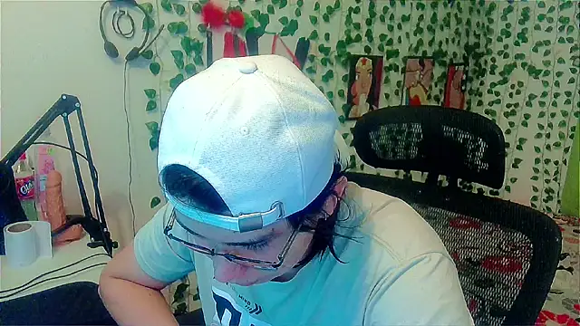 Andy gray online show from July 21, 12:24 am