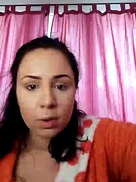 Snapshot of AdelinaJude chatting on February 23, 2:25 pm AdelinaJude online show from February 23, 2:25 pm