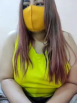 Snapshot of Ruchikalive chatting on February 13, 12:00 pm Ruchikalive online show from February 13, 12:00 pm