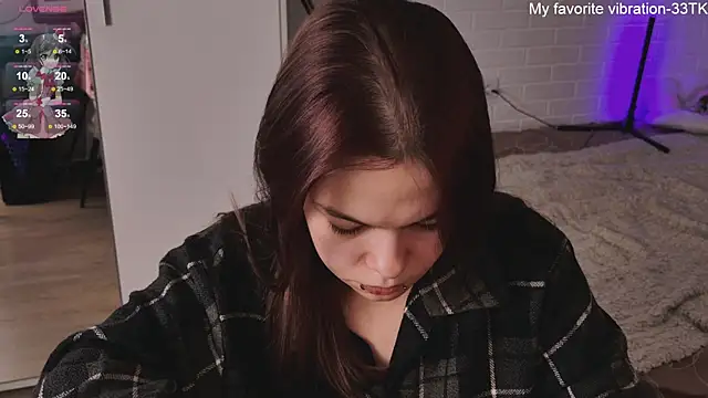 ValBae online show from January 24, 11:59 am