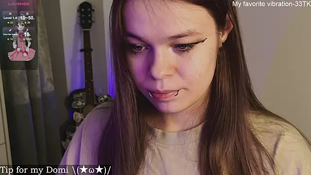 Snapshot of ValBae chatting on February 12, 4:33 pm ValBae online show from February 12, 4:33 pm