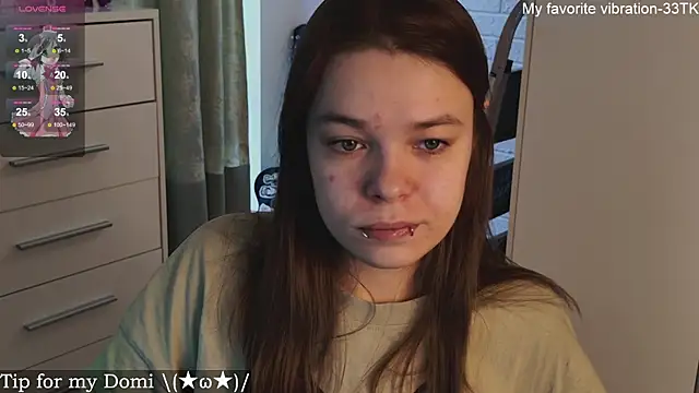 Snapshot of ValBae chatting on February 21, 11:55 am ValBae online show from February 21, 11:55 am