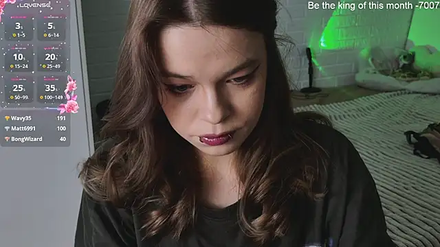 Snapshot of ValBae chatting on March 22, 3:42 pm ValBae online show from March 22, 3:42 pm