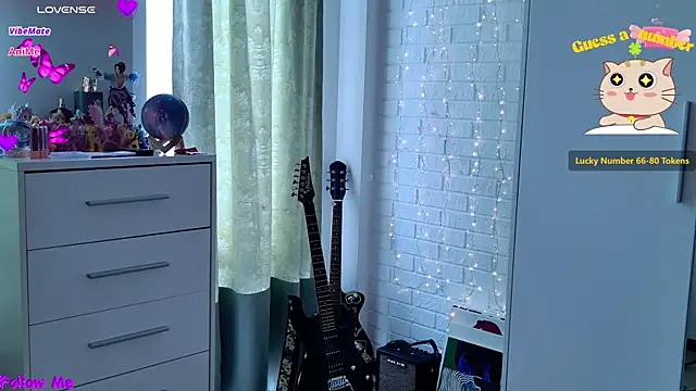 ValBae online show from April 21, 7:14 am