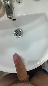 Snapshot of badguylaba chatting on January 29, 3:37 pm badguylaba online show from January 29, 3:37 pm