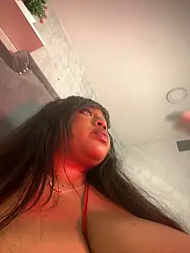 Snapshot of ailynBlaze chatting on February 17, 5:43 pm ailynBlaze online show from February 17, 5:43 pm