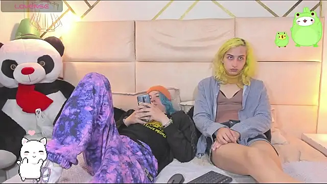 -kisa  online show from November 23, 2:44 am