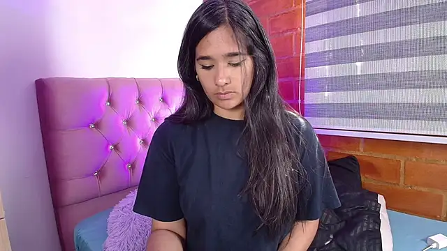 Maeena online show from December 13, 3:43 pm