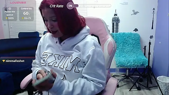 brithany smiith  online show from February 2, 3:54 am