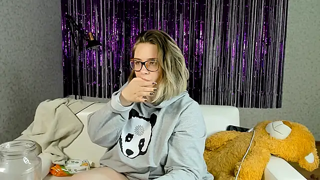 Seductive She Wolf online show from March 2, 8:29 pm