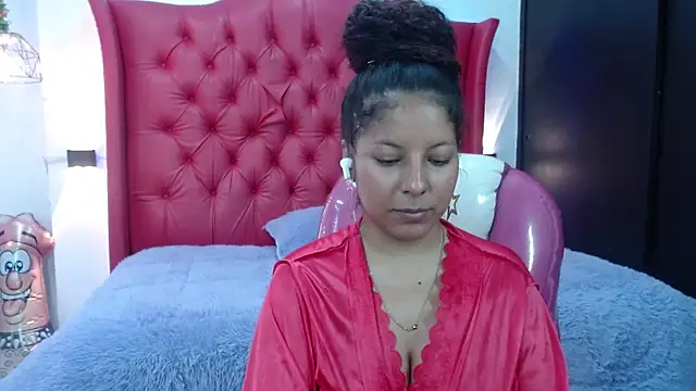 dannacoleman  online show from January 30, 11:13 pm