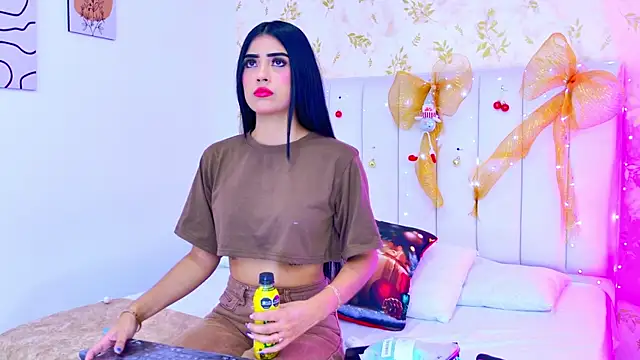 Mia-Monroe online show from December 1, 7:41 pm