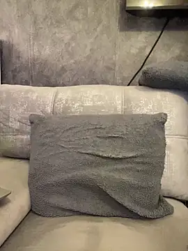 AbyThompson online show from March 3, 8:32 pm