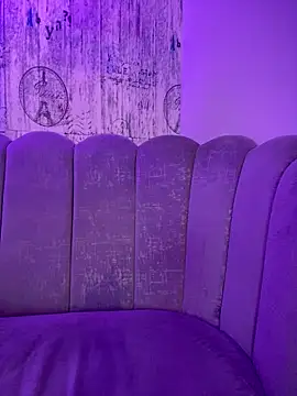 AbyThompson online show from September 30, 12:15 am