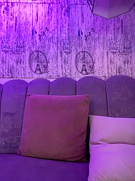 AbyThompson online show from October 1, 12:22 pm