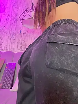 AbyThompson online show from March 1, 1:35 pm